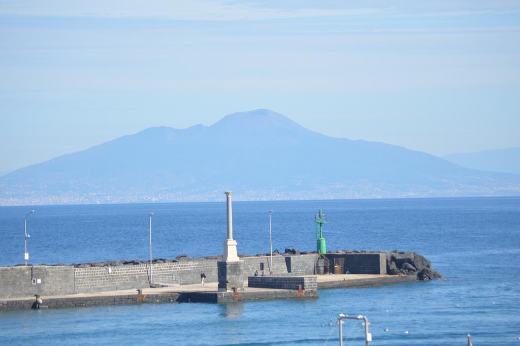 Il Porto Capri Casa Vacanza エクステリア 写真