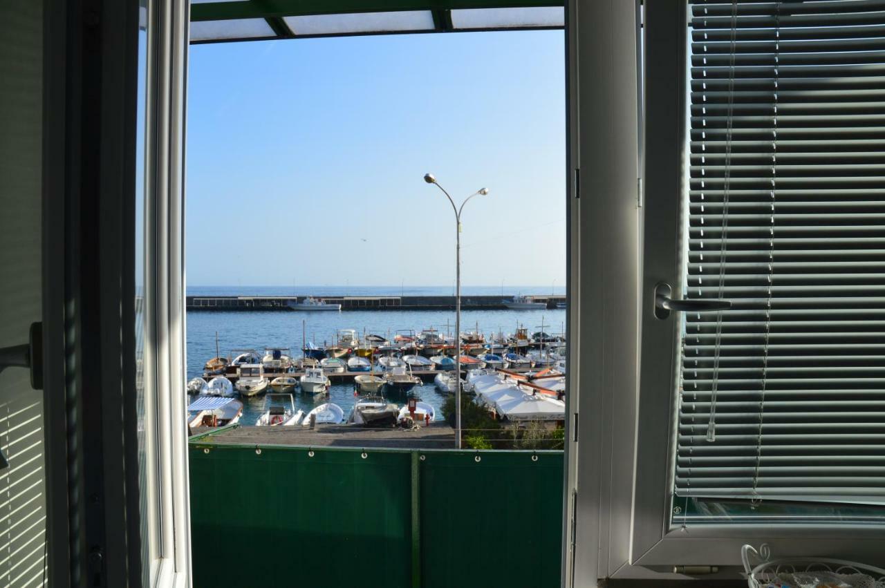 Il Porto Capri Casa Vacanza エクステリア 写真